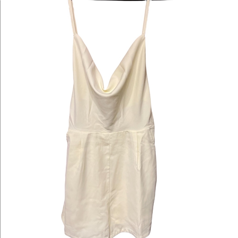 2/$20 Le Lis Collection Light Yellow Sleeveless Dressy Romper Size Small
